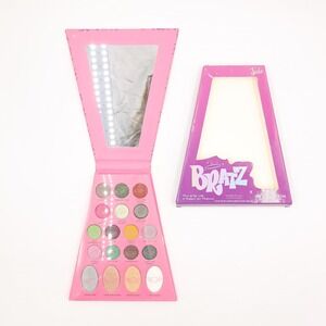 Revolution x Bratz‎ Doll Jade Palette